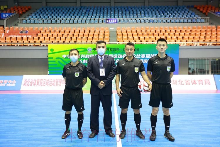 全运会群众组五人制男子企事业组比赛在湖北宜昌举行 全运会群众组五人制男子企事业组比赛在湖北宜昌举行